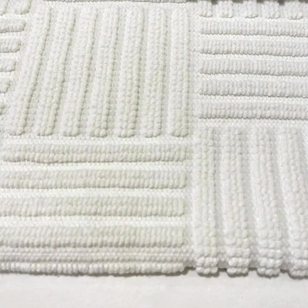4-Piece Threshold Sage & White Rugs Set- Soft Bathmats 17 x 24 Brand NEW 2 PACK